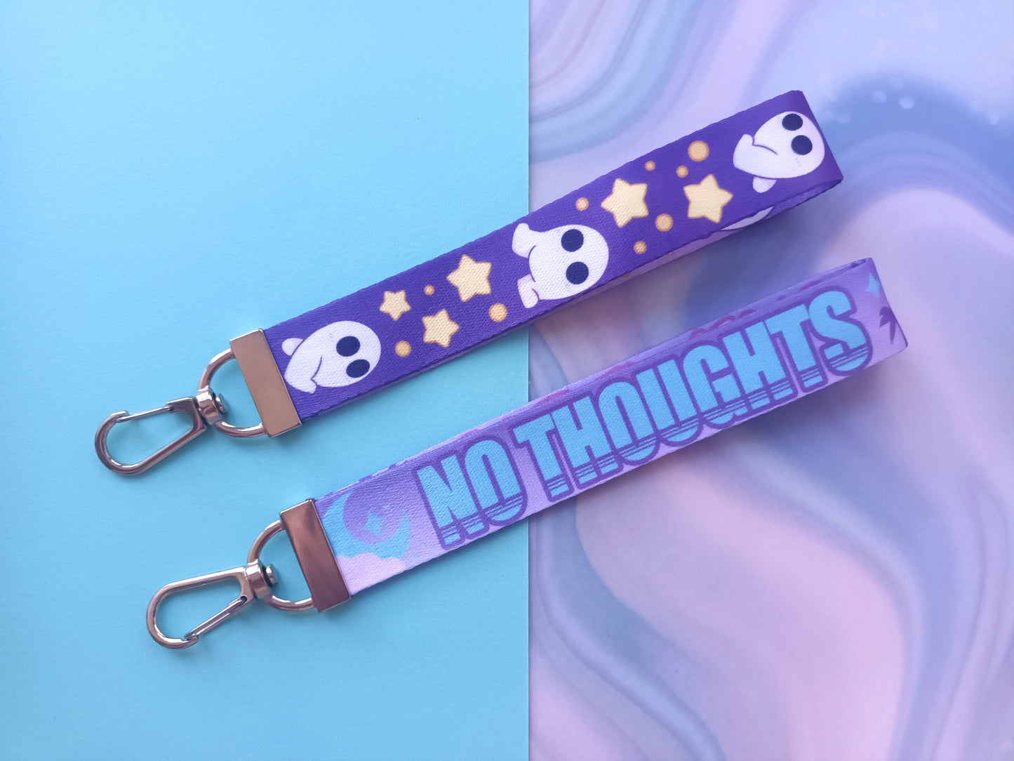 Wrist Lanyards Fresno / No Thoughts Only Vibes versions